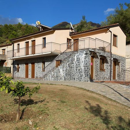 Turismo Rurale Il Sole Villa Sant'Angelo di Brolo Ngoại thất bức ảnh