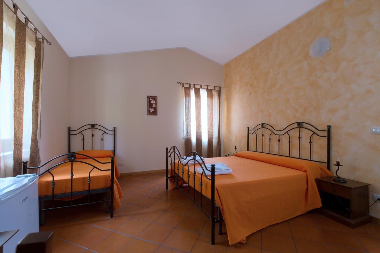 Turismo Rurale Il Sole Villa Sant'Angelo di Brolo Phòng bức ảnh