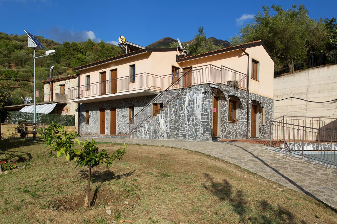 Turismo Rurale Il Sole Villa Sant'Angelo di Brolo Ngoại thất bức ảnh